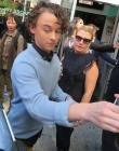 Filename=2017-08-30_-_Celeb_Sightings_281129.jpg
Filesize=409KiB
Dimensions=1811x2057
Date added=Oct 11, 2025 2017-08-30_-_Celeb_Sightings_281129.jpg