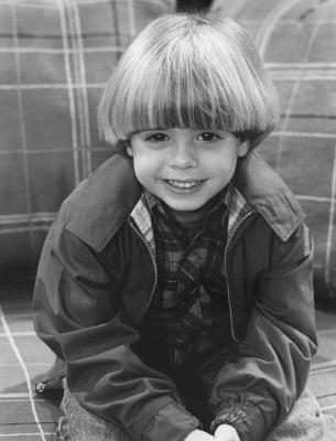 1985_28329.jpg