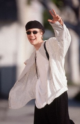 1994b_283229.jpg