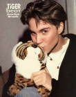 Filename=1990s_-_TigerBeat_281129.jpg
Filesize=387KiB
Dimensions=864x1080
Date added=Sep 10, 2025 1990s_-_TigerBeat_281129.jpg