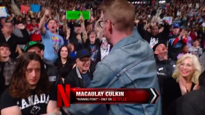 2025-03-10_-_WWE_RAW_LIVE_mp40006.jpg