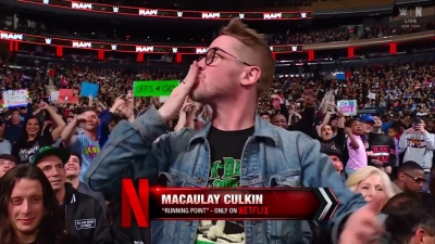 2025-03-10_-_WWE_RAW_LIVE_mp40013.jpg