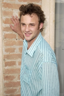 2001-08-30_28529.jpg