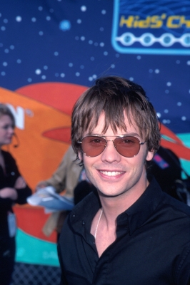 2001-04-21NEWHQ.JPG
