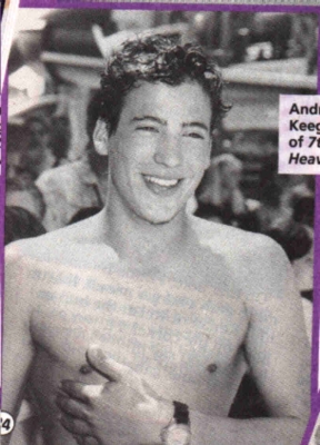 1997-1999_-_Shirtless_Short_Hair_Shoot_28329.jpg
